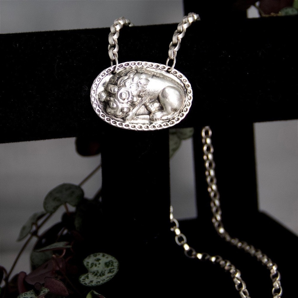 vtg HEAVY 36g‎ Sterling Silver Lion Pendant Necklace Rolo Chain Repousse 20 In